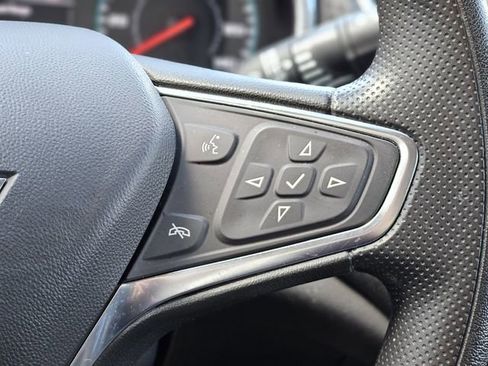 Used 2025 Chevrolet Malibu LT image 16