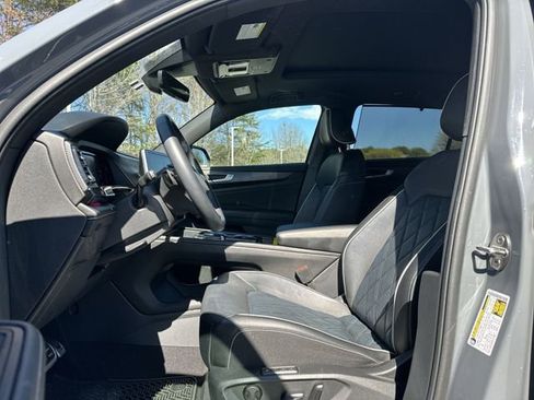 Used 2024 Volkswagen Atlas Cross Sport SEL Premium R-Line AWD/4WD image 12