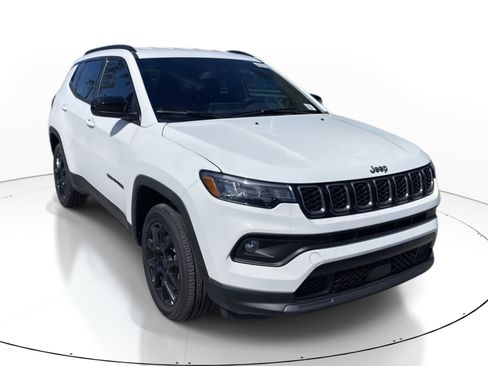 New 2025 Jeep Compass Latitude w/ Altitude Special Edition AWD/4WD image 2