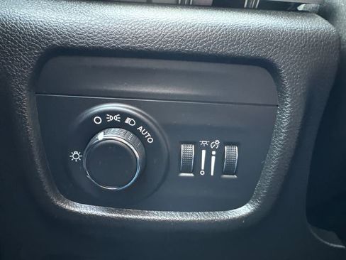 Used 2022 Jeep Grand Cherokee Altitude image 24