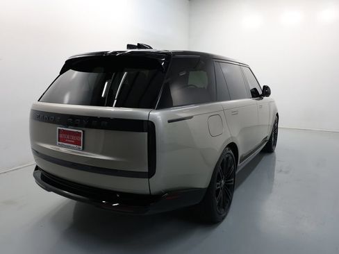 Used 2025 Land Rover Range Rover Long Wheelbase SE AWD/4WD image 65