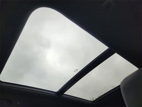 New 2025 Jeep Grand Cherokee L Limited image 19