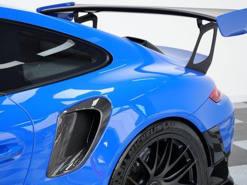Used 2019 Porsche 911 GT2 RS RWD image 61