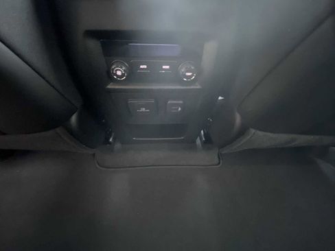 Certified 2023 Chevrolet Traverse RS image 21