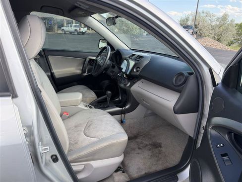 Used 2012 Toyota RAV4 4WD w/ Value Pkg image 10