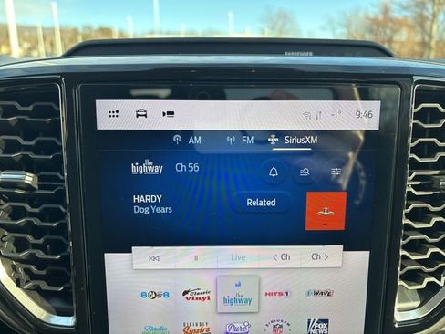 Used 2024 Ford Ranger XLT w/ FX4 Off-Road Package image 30