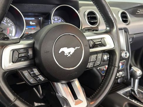 Used 2020 Ford Mustang Premium RWD image 27