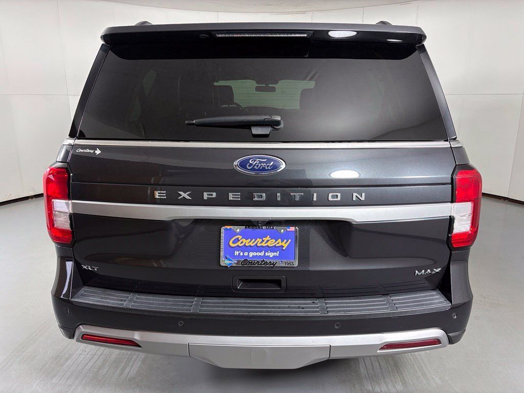 Used 2024 Ford Expedition Max XLT AWD/4WD image 7