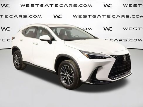 Used 2023 Lexus NX 250 FWD w/ Towing Package (2000 Lbs) image 44