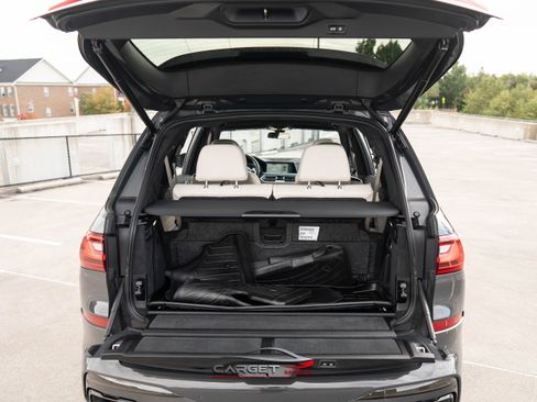Used 2021 BMW X7 xDrive40i w/ M Sport Package image 53