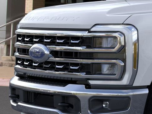 New 2026 Ford F250 XLT w/ XLT Premium Package RWD image 18