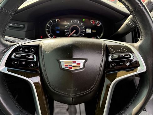 Used 2018 Cadillac Escalade Platinum image 54