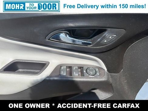Used 2020 Chevrolet Equinox LS FWD image 13