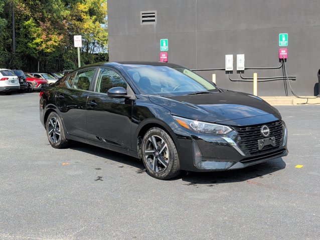 Used 2025 Nissan Sentra SV FWD image 3