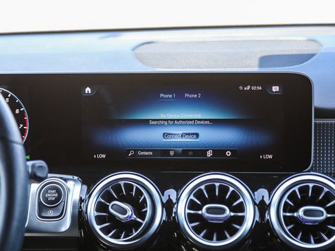 Used 2021 Mercedes-Benz GLB 250 image 14