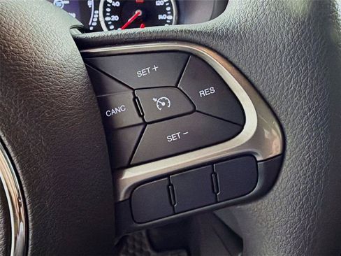 Used 2022 Jeep Renegade Sport AWD/4WD image 40