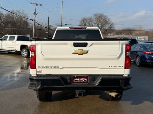 Used 2022 Chevrolet Silverado 2500 Custom w/ Custom Convenience Package image 13