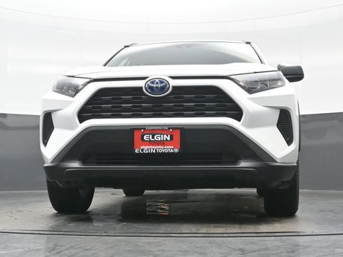 Used 2021 Toyota RAV4 LE image 25