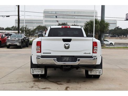 Used 2024 RAM 3500 Big Horn image 5