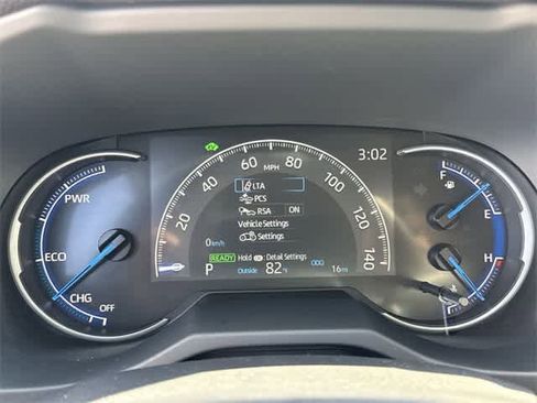 Used 2025 Toyota RAV4 LE image 25