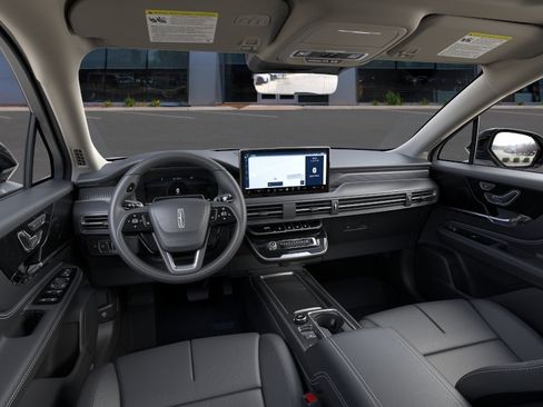 New 2026 Lincoln Corsair Reserve w/ Jet Appearance Package AWD/4WD image 9