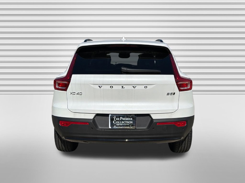 New 2026 Volvo XC40 B5 Core w/ Protection Package Premier AWD/4WD image 5