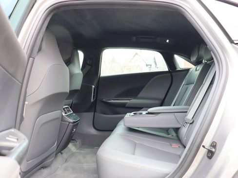 Used 2024 Lucid Air Touring image 14