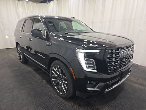 Used 2026 GMC Yukon Denali Ultimate AWD/4WD image 11