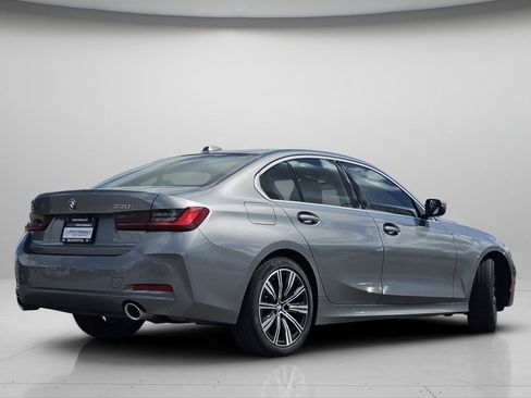 Used 2025 BMW 330i xDrive Sedan w/ Convenience Package AWD/4WD image 25
