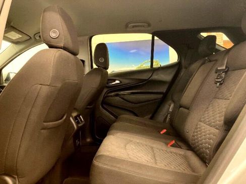 Used 2019 Chevrolet Equinox LT image 11