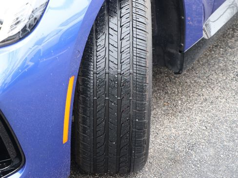 Used 2024 BMW M240i xDrive Coupe w/ Premium Package image 7