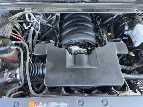 Used 2019 Chevrolet Tahoe Premier AWD/4WD image 49