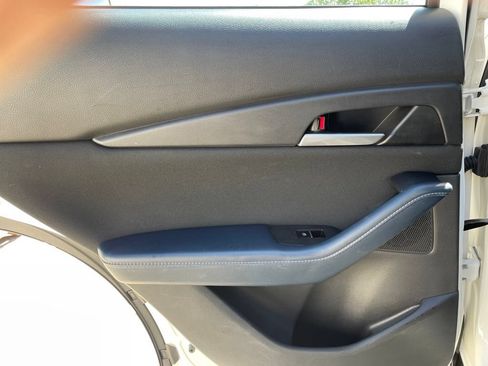 Used 2020 MAZDA CX-30 FWD image 20