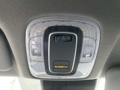 Certified 2025 Hyundai Elantra Blue image 24