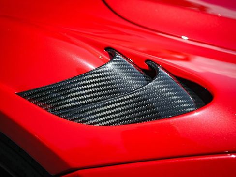 Used 2027 McLaren 750S Spider RWD image 15