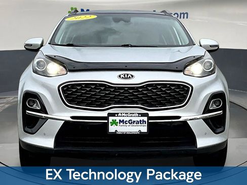 Used 2022 Kia Sportage EX w/ EX Technology Package FWD image 2