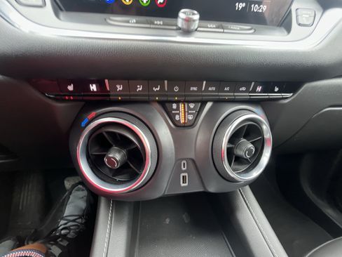 Used 2024 Chevrolet Blazer LT w/ Midnight/Sport Edition image 11