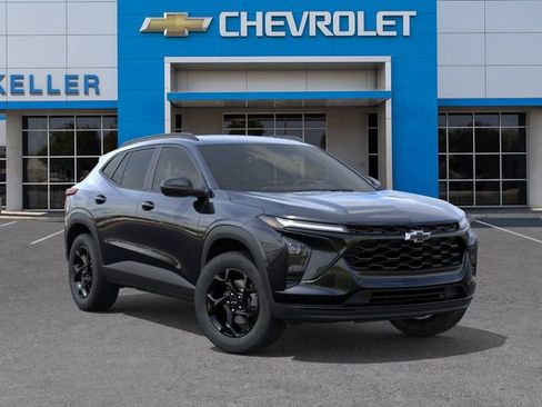 New 2026 Chevrolet Trax LT w/ Midnight Edition FWD image 7