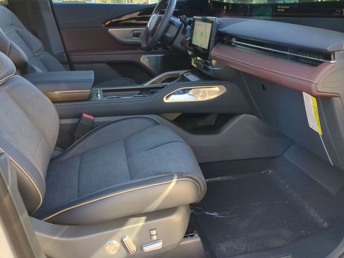 New 2026 Lincoln Nautilus Black Label image 24