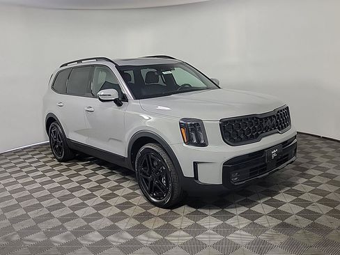 Certified 2025 Kia Telluride SX Prestige X-Line AWD/4WD image 1