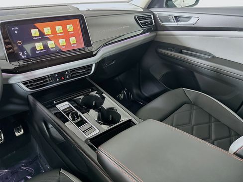 New 2026 Volkswagen Atlas Peak Edition AWD/4WD image 22