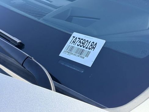 Used 2024 GMC Canyon Denali image 33