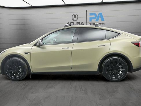 Used 2021 Tesla Model Y Long Range image 26