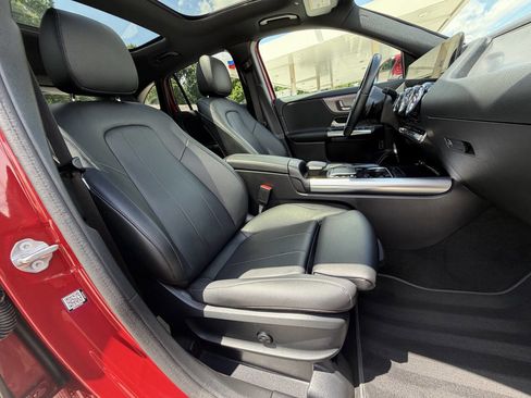 Used 2021 Mercedes-Benz GLA 250 image 7