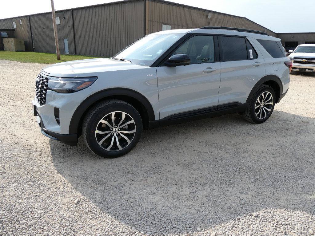 New 2027 Ford Explorer ST-Line AWD/4WD image 8