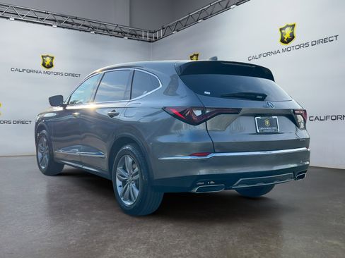 Used 2025 Acura MDX SH-AWD image 3