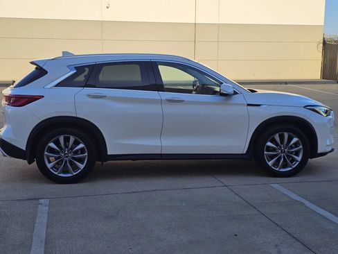 Used 2021 INFINITI QX50 Essential w/ Convenience Package FWD image 4
