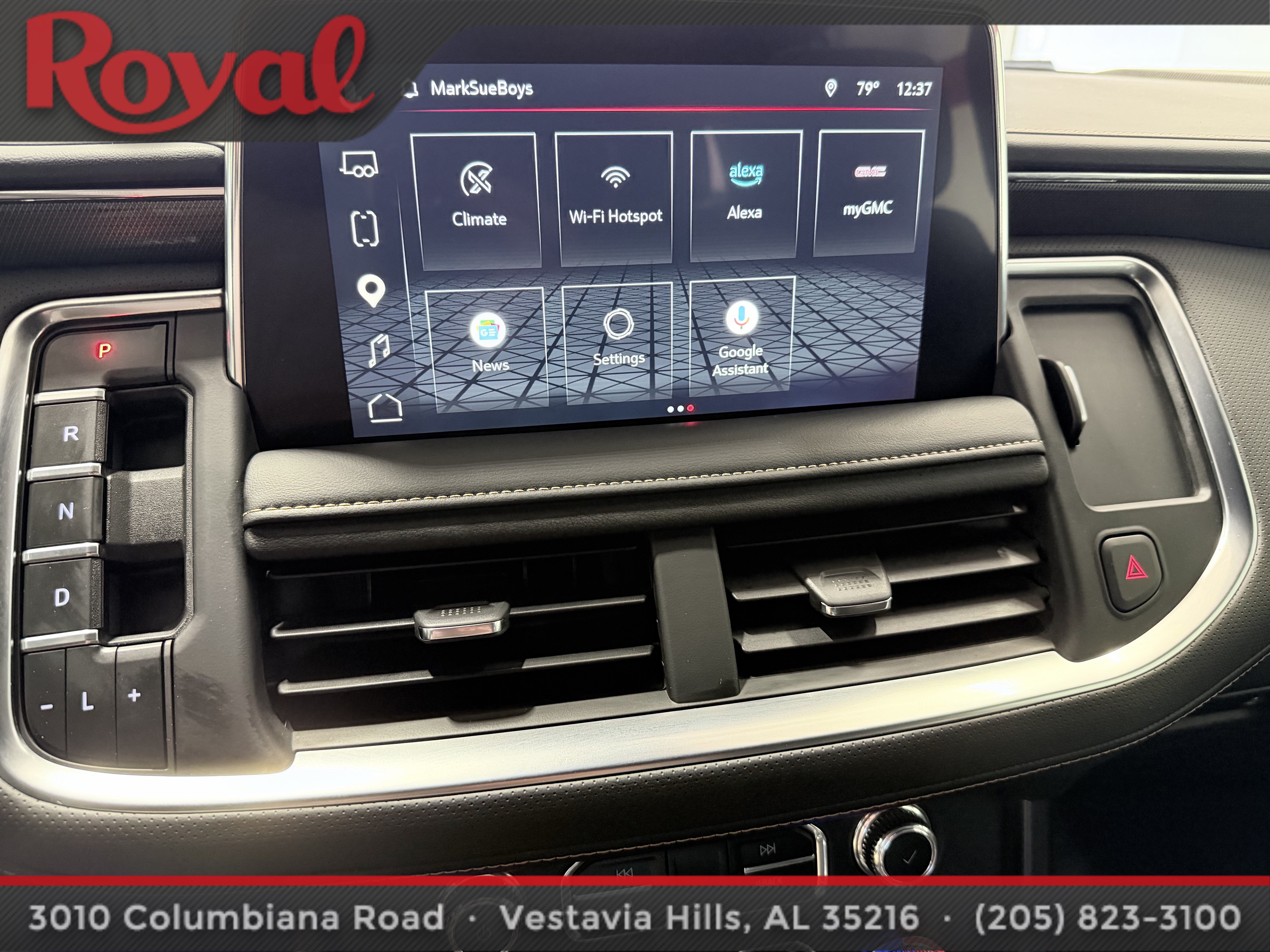 Used 2023 GMC Yukon AT4 w/ AT4 Premium Plus Package AWD/4WD image 7