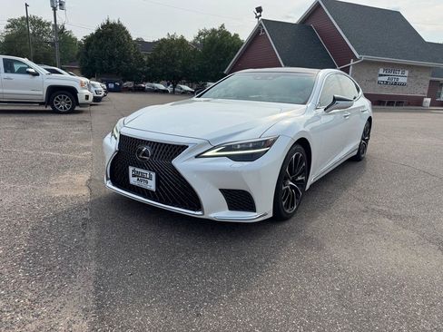 Used 2023 Lexus LS 500 AWD w/ Luxury Package image 11