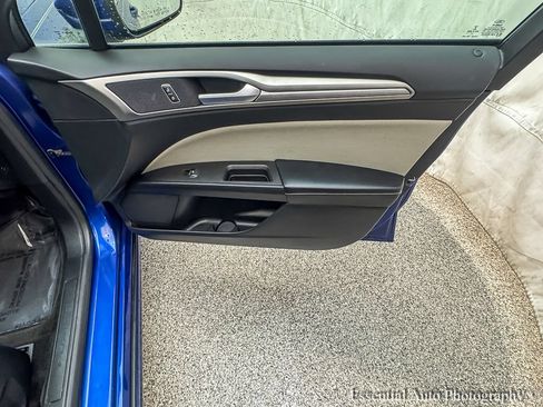 Used 2018 Ford Fusion S FWD image 23